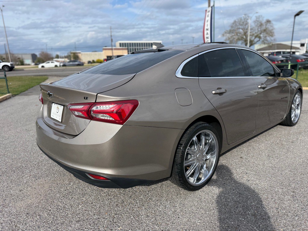 2023 Chevrolet Malibu Image 5