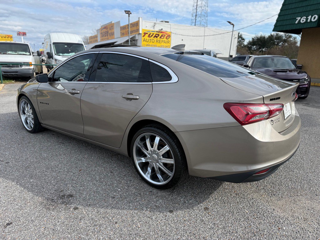 2023 Chevrolet Malibu Image 7