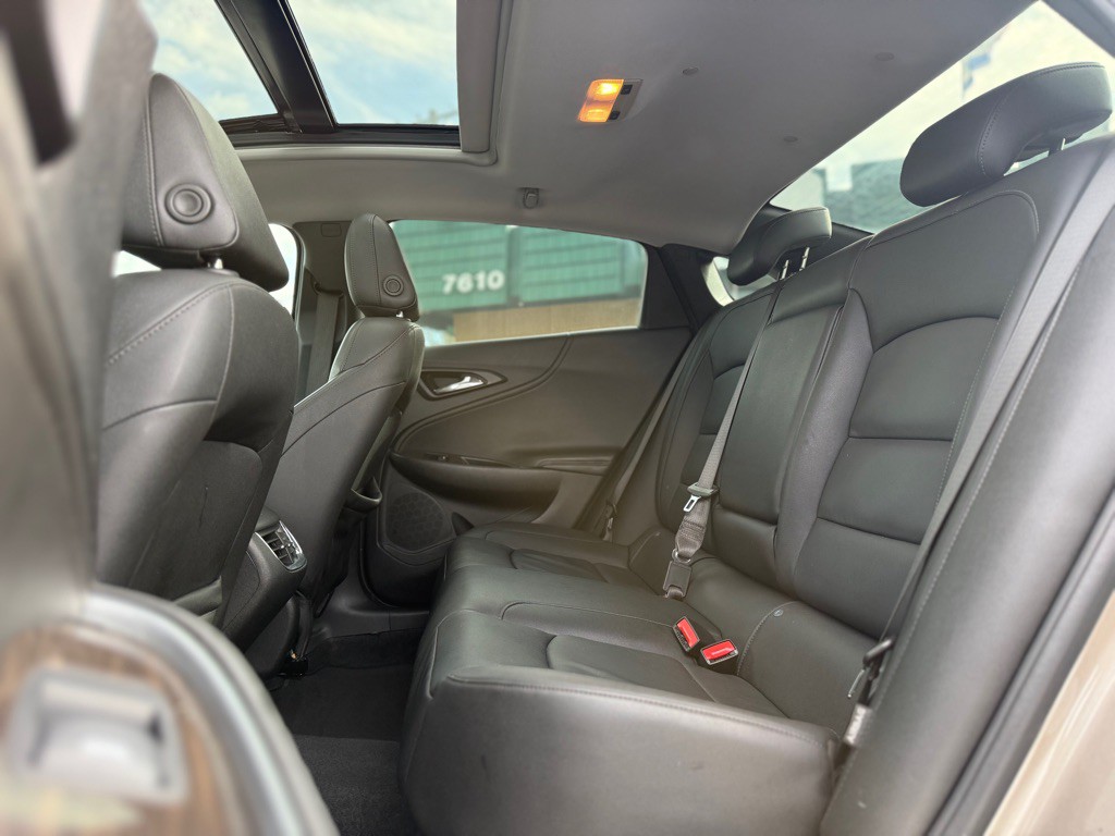 2023 Chevrolet Malibu Image 12