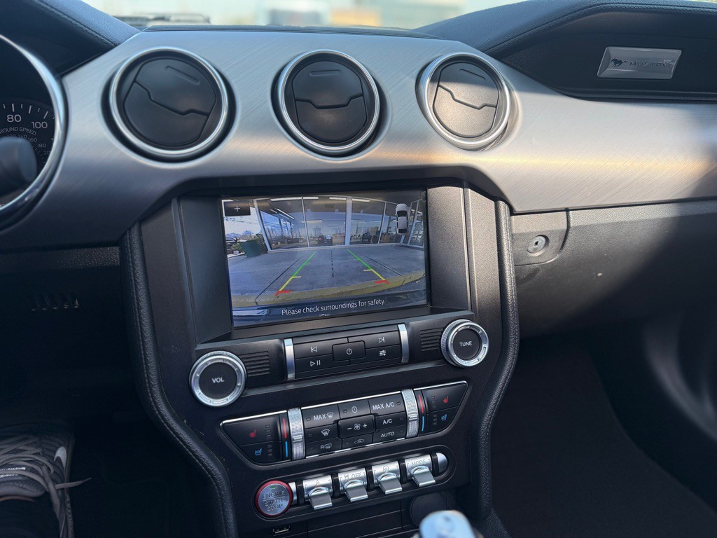 2021 Ford Mustang Image 21