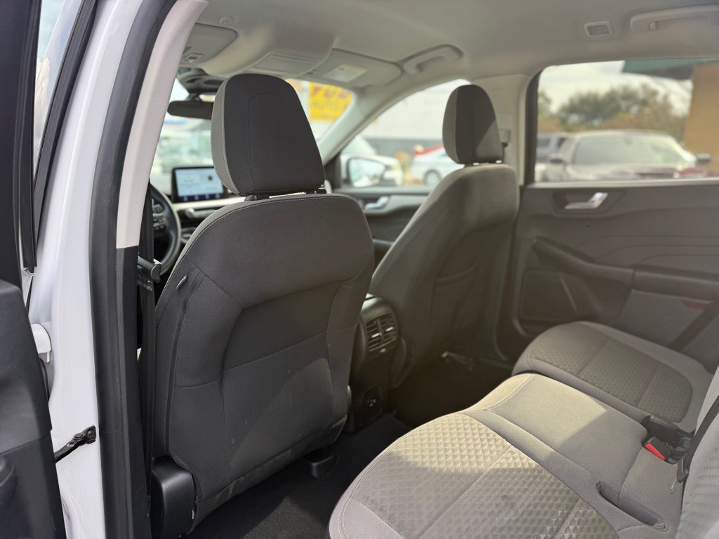 2021 Ford Escape Image 12