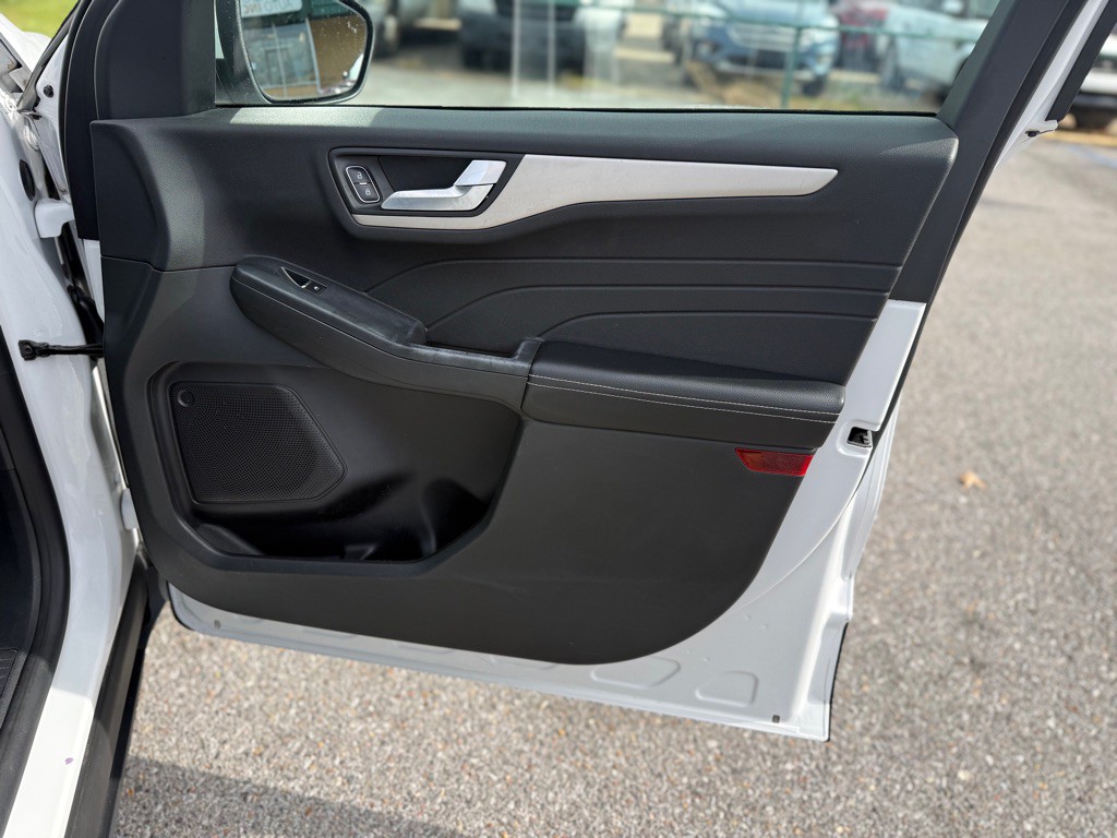 2021 Ford Escape Image 21