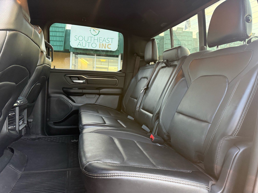 2021 RAM 1500 Image 12