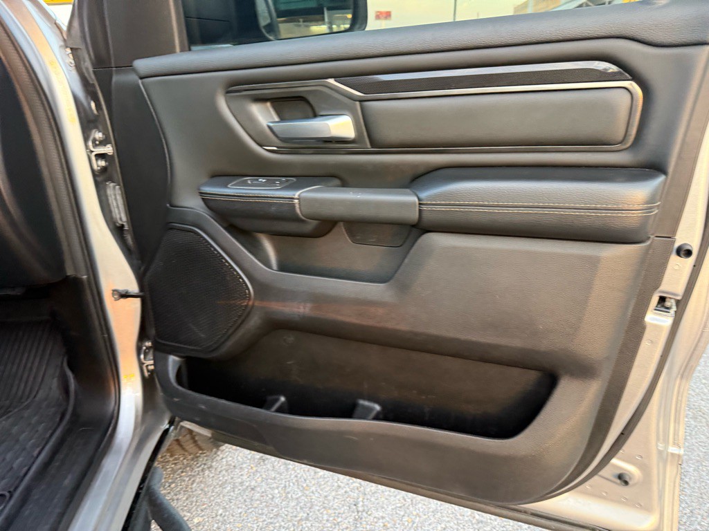 2021 RAM 1500 Image 24