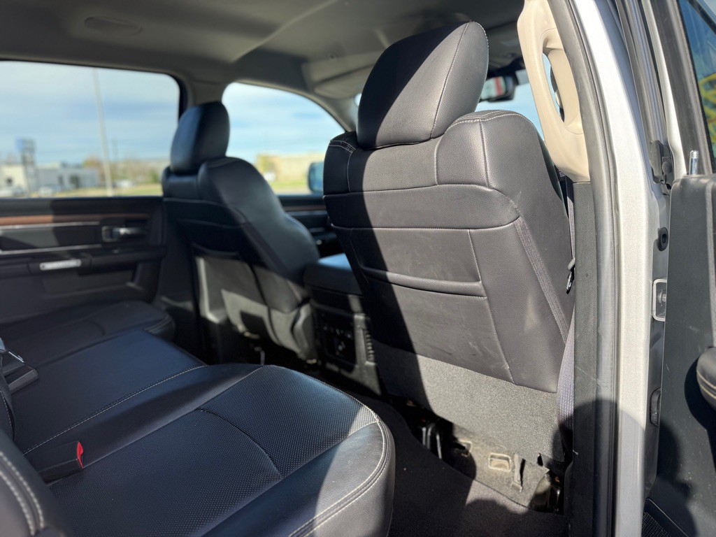 2017 RAM 1500 Image 16