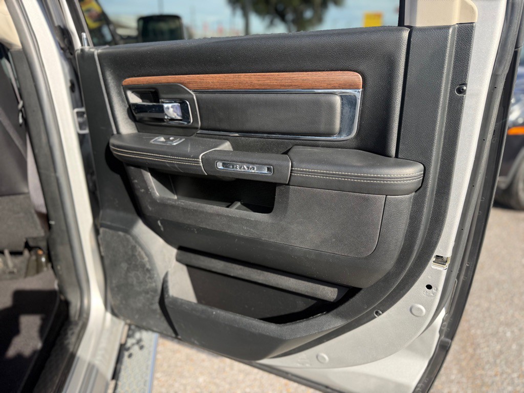 2017 RAM 1500 Image 18