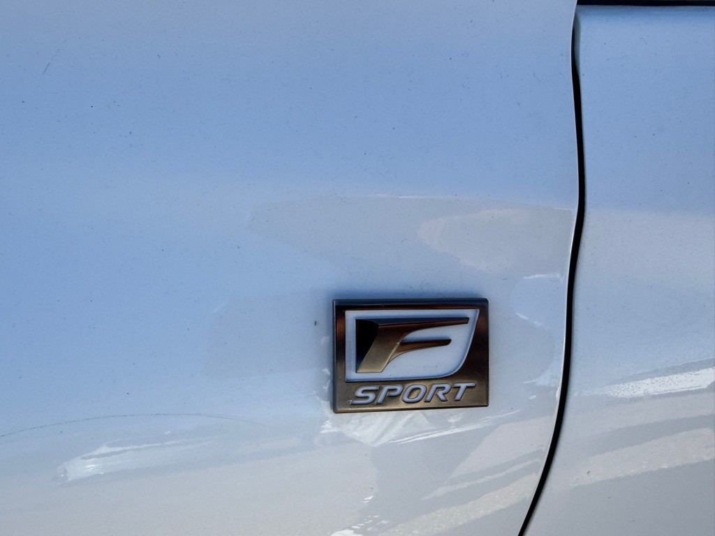 2017 Lexus NX Image 3