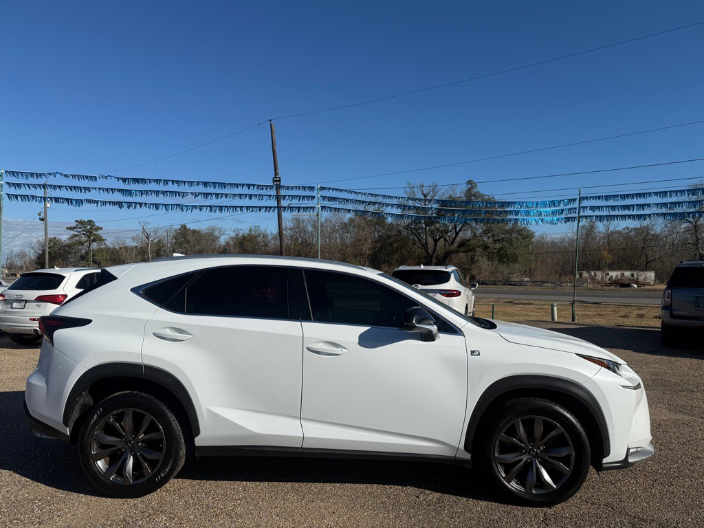 2017 Lexus NX Image 7