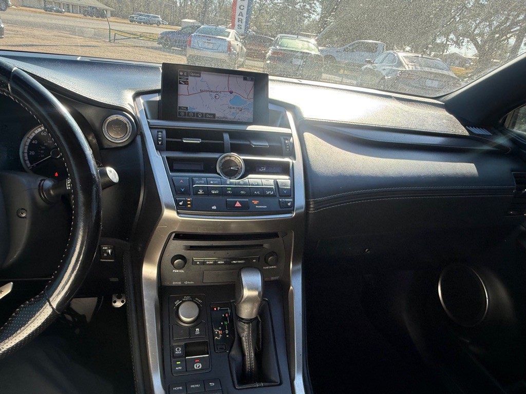 2017 Lexus NX Image 13