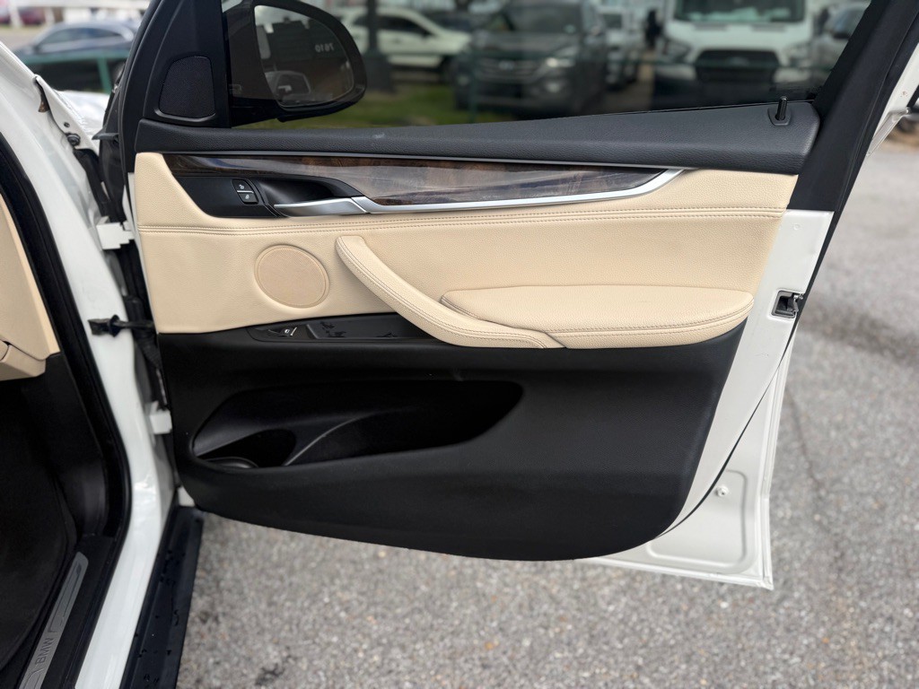 2018 BMW X5 Image 20