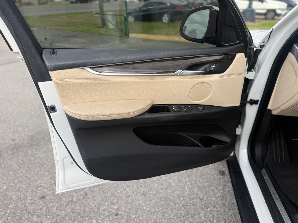 2018 BMW X5 Image 23