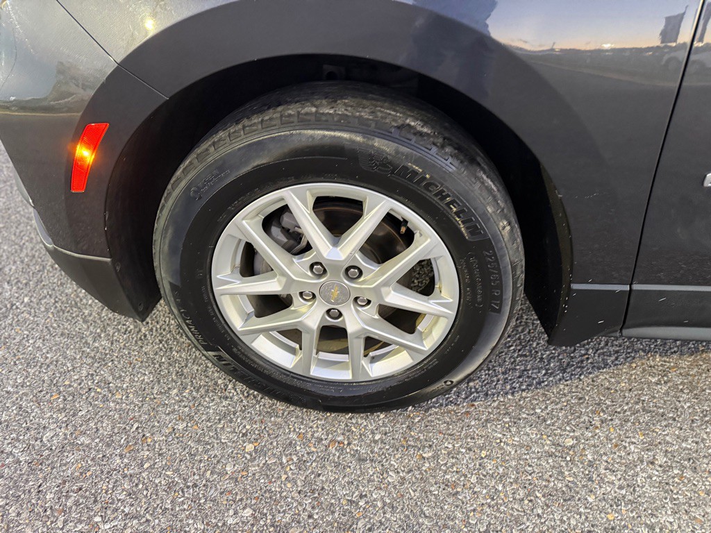 2022 Chevrolet Equinox Image 25