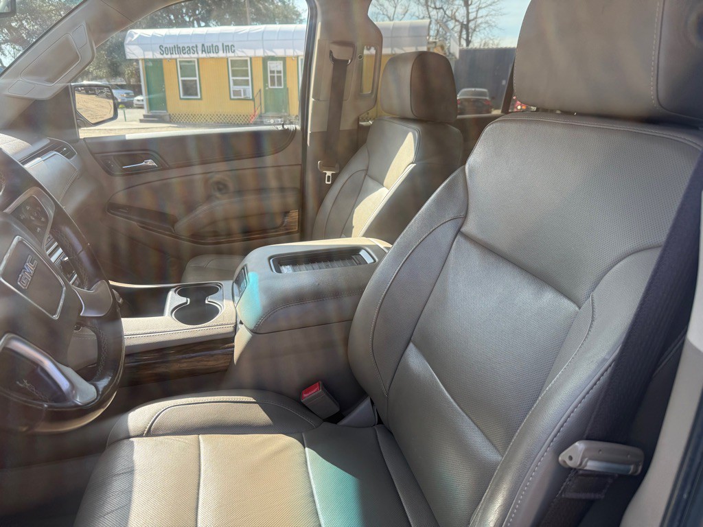 2017 GMC Yukon Image 12