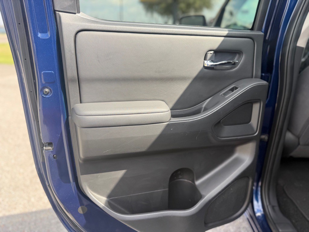 2022 Nissan Frontier Image 19