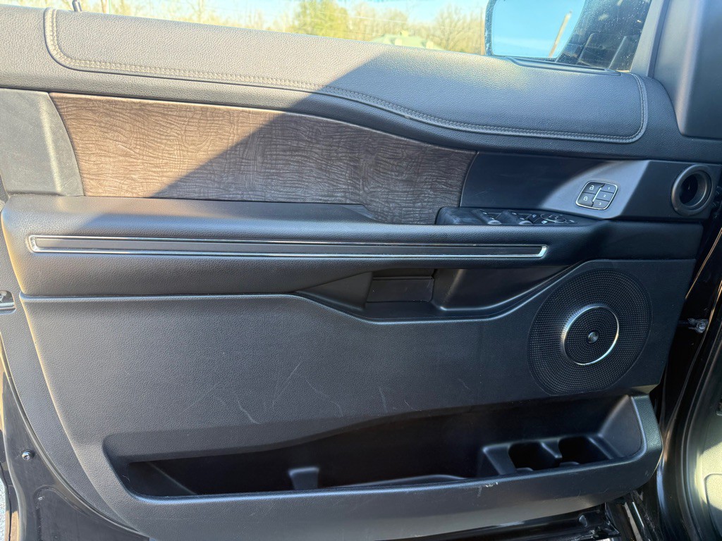 2020 Ford Expedition Image 12