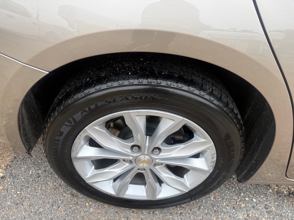 2023 Chevrolet Malibu Image 6