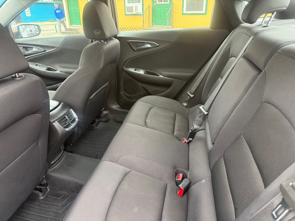 2023 Chevrolet Malibu Image 8