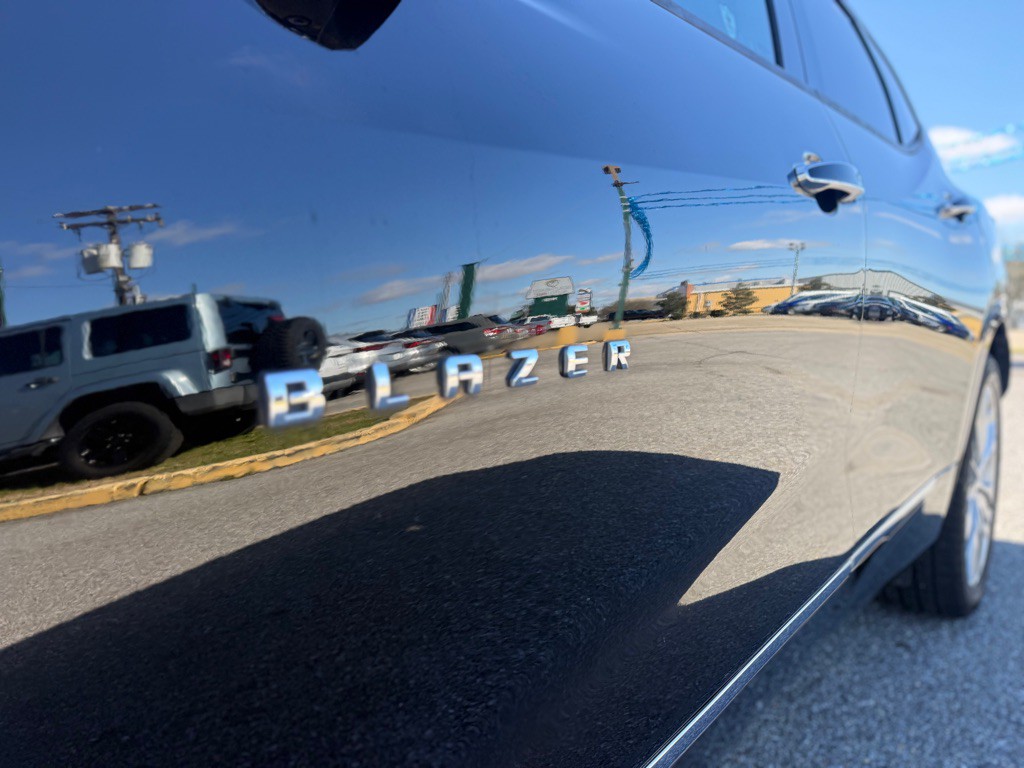 2019 Chevrolet Blazer Image 8