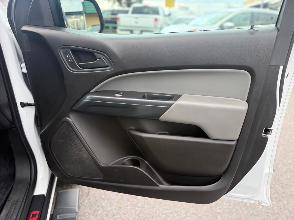 2017 Chevrolet Colorado Image 23