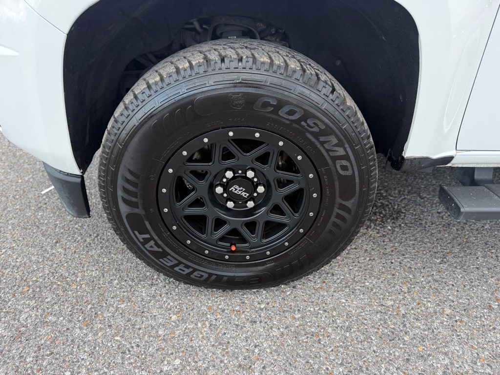 2017 Chevrolet Colorado Image 28