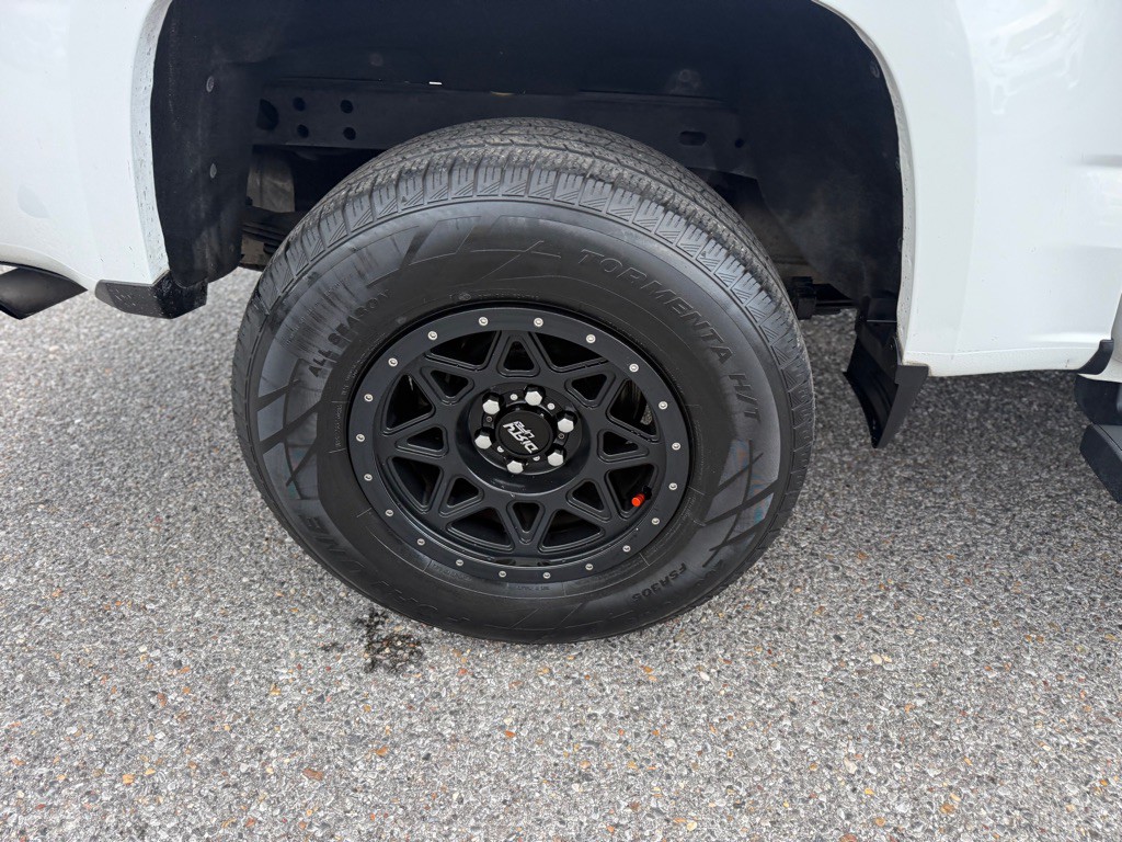 2017 Chevrolet Colorado Image 30