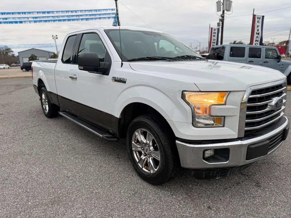 2015 Ford F-150 Image 3