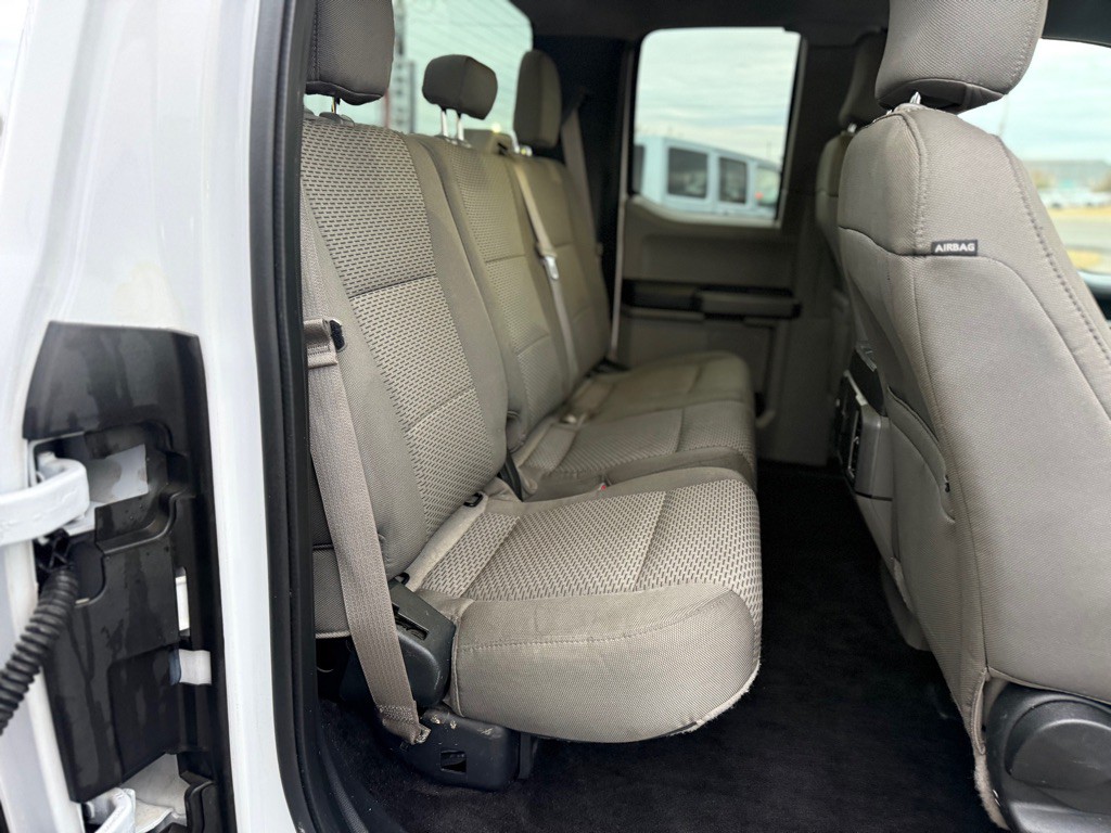 2015 Ford F-150 Image 16