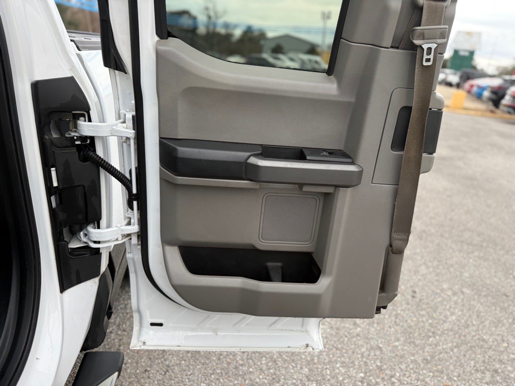 2015 Ford F-150 Image 17