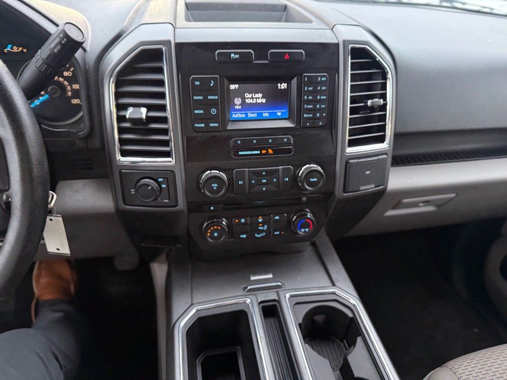 2015 Ford F-150 Image 22