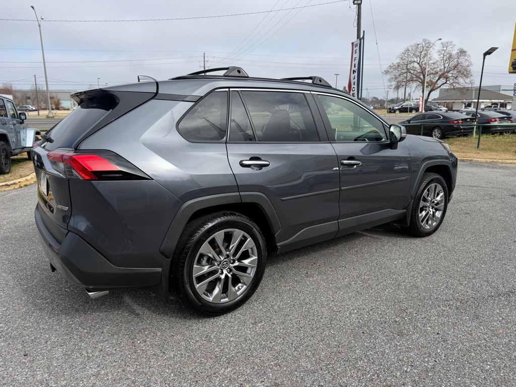 2019 Toyota Rav4 Image 5