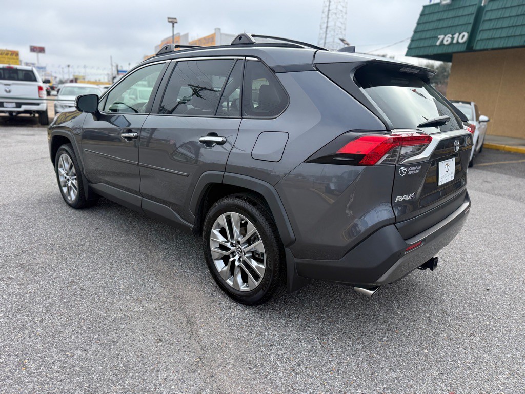 2019 Toyota Rav4 Image 7