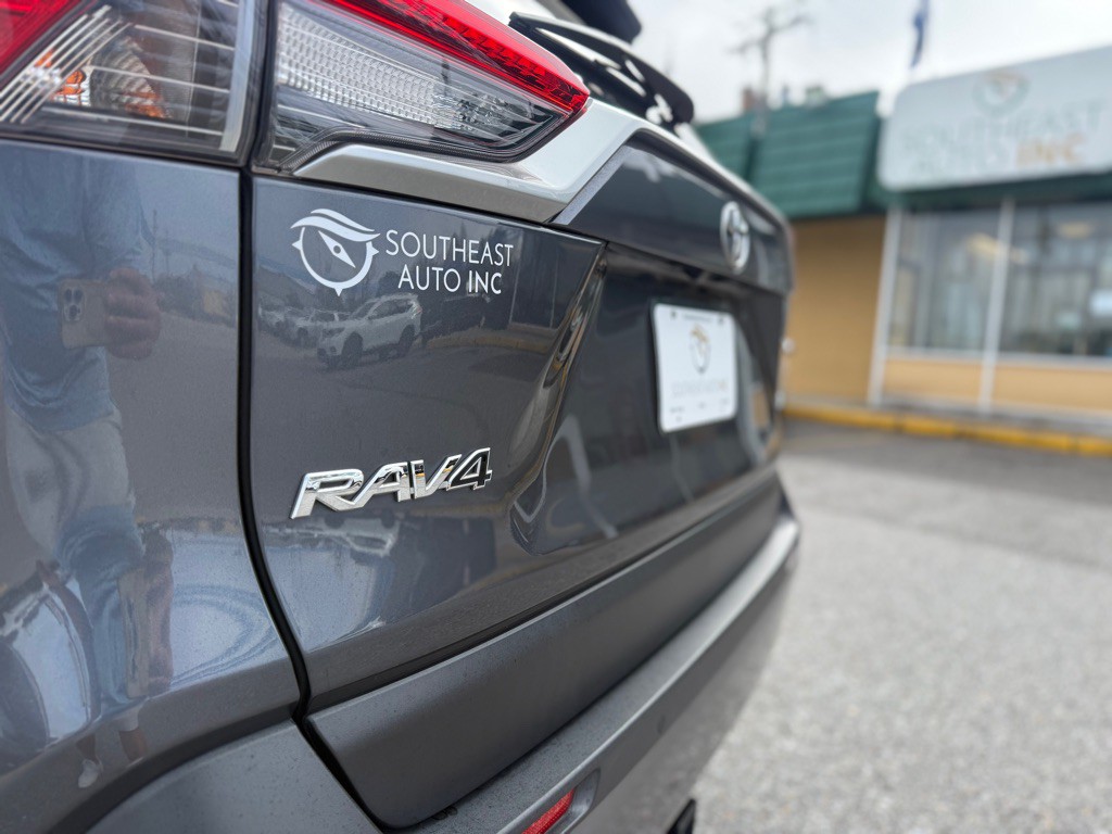 2019 Toyota Rav4 Image 9