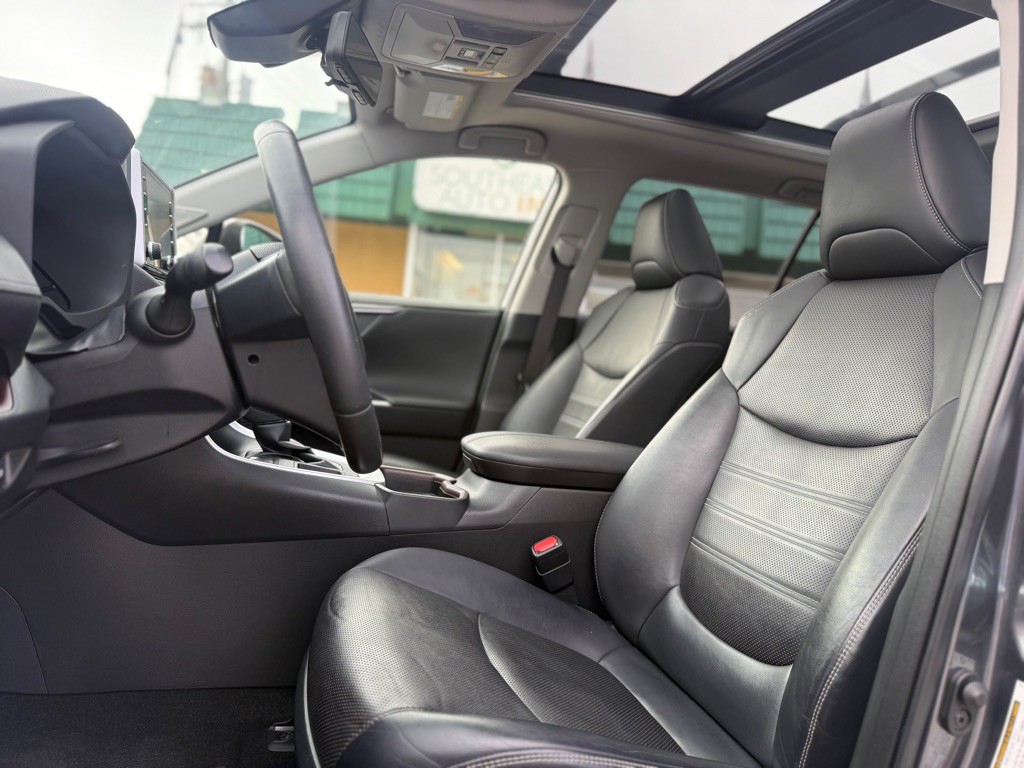 2019 Toyota Rav4 Image 11