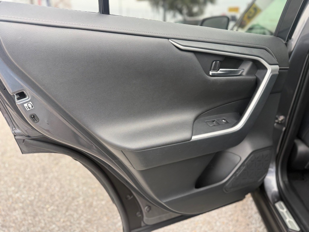 2019 Toyota Rav4 Image 24