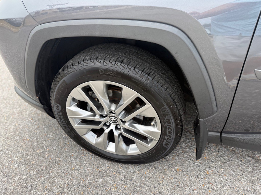 2019 Toyota Rav4 Image 28