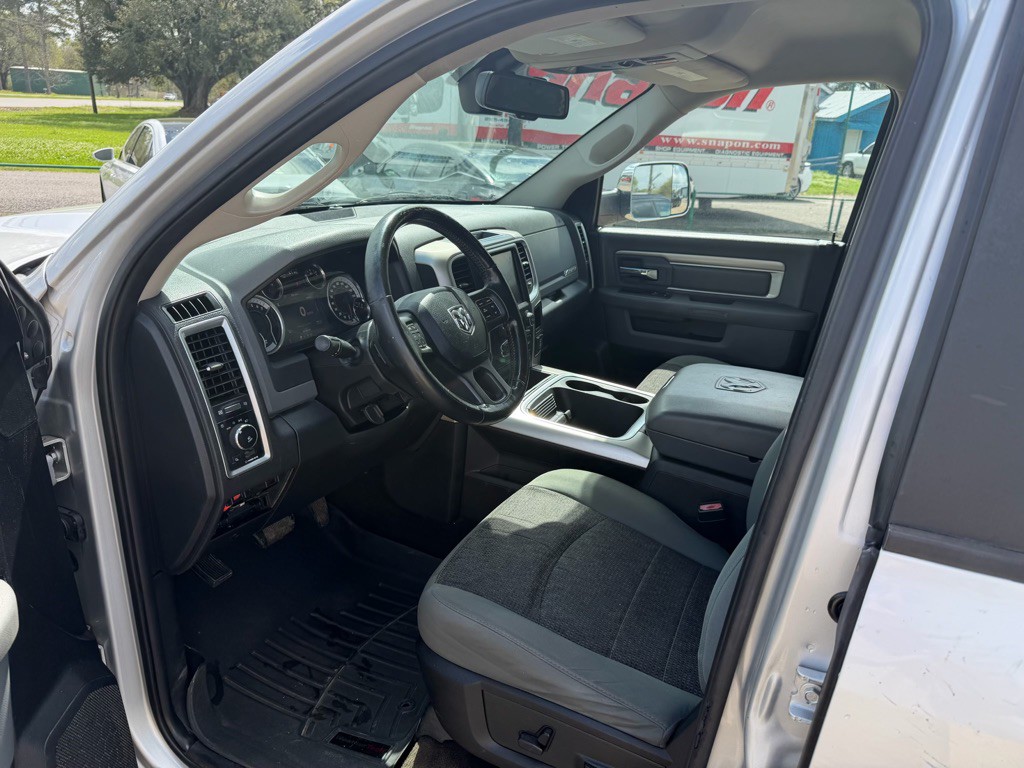 2016 RAM 1500 Image 10