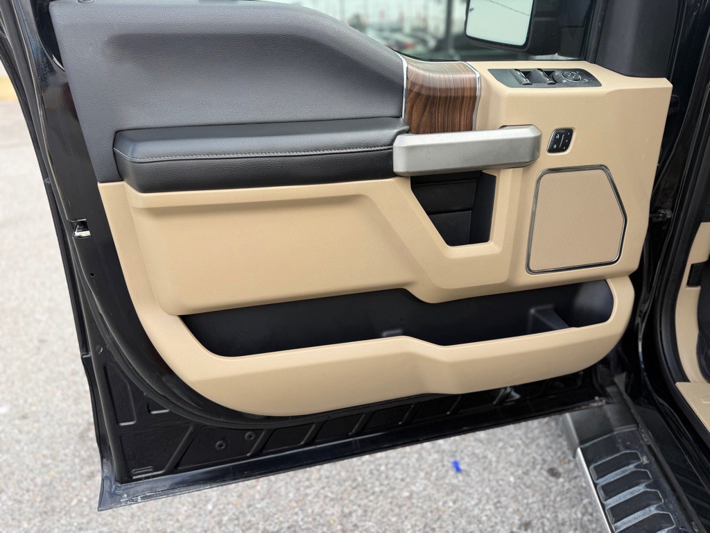 2017 Ford F-150 Image 24