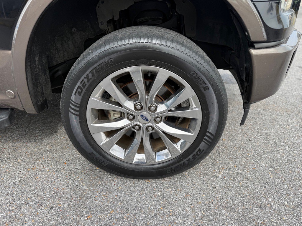 2017 Ford F-150 Image 25