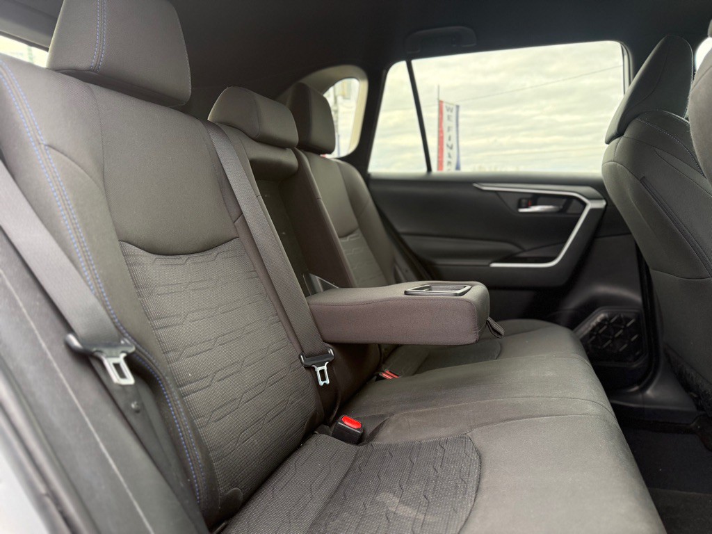 2023 Toyota Rav4 Image 17