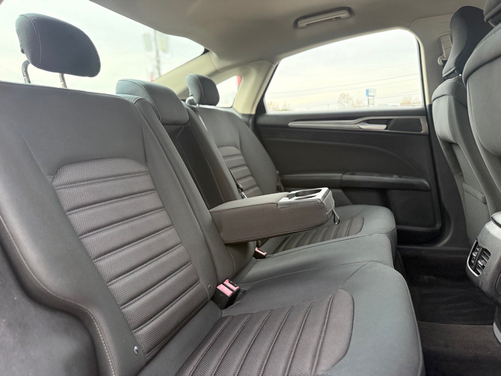 2019 Ford Fusion Image 15