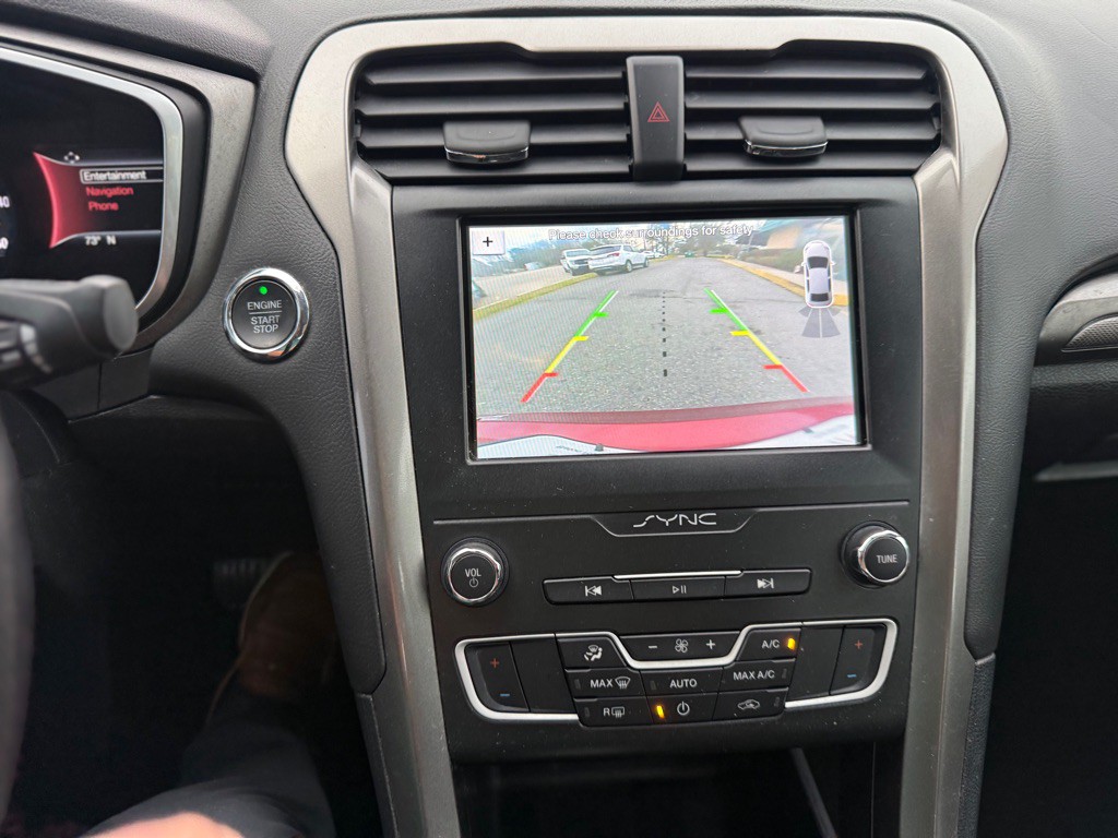 2019 Ford Fusion Image 17