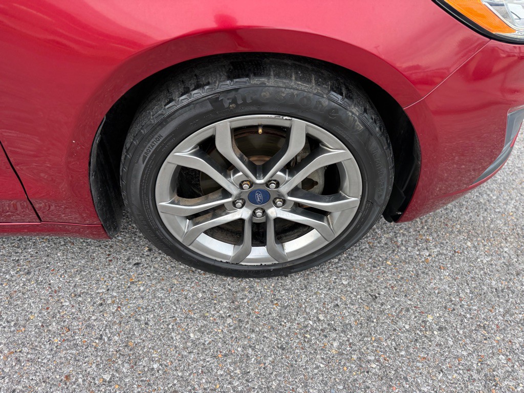 2019 Ford Fusion Image 23