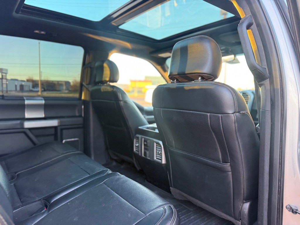 2015 Ford F-150 Image 17