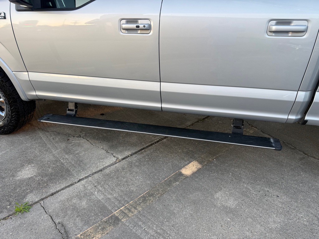 2015 Ford F-150 Image 21