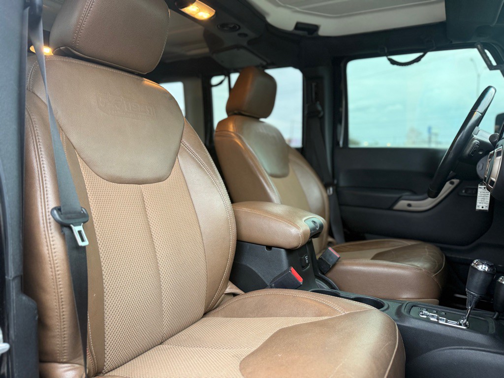 2016 Jeep Wrangler Unlimited Image 16