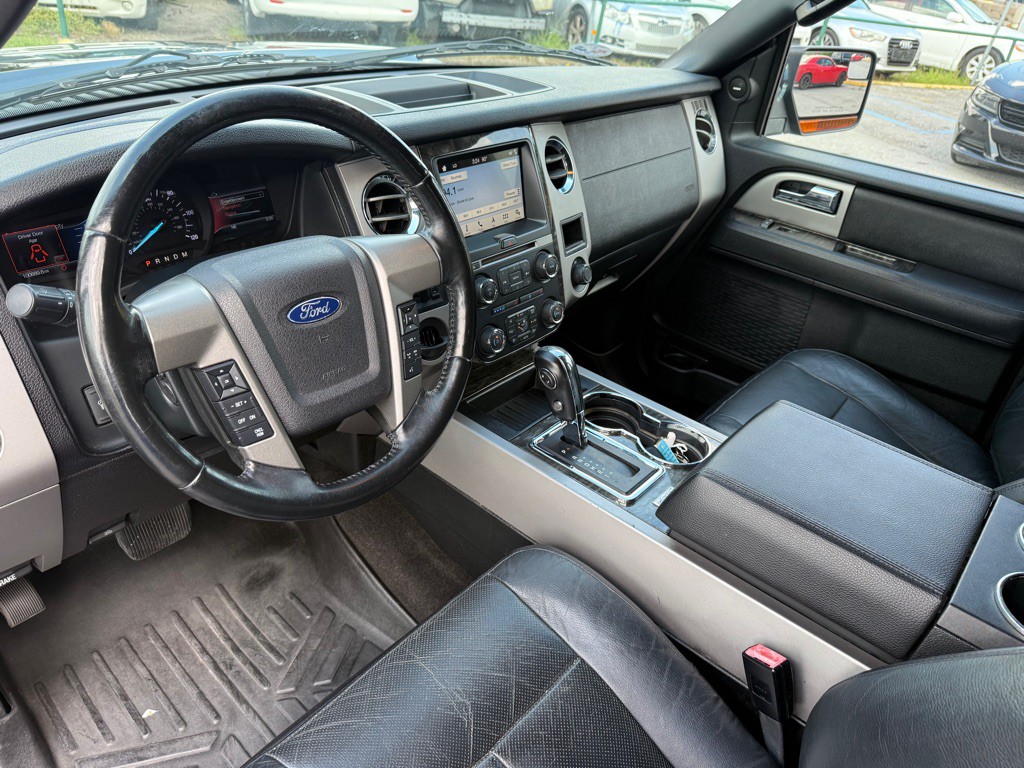 2017 Ford Expedition Image 10