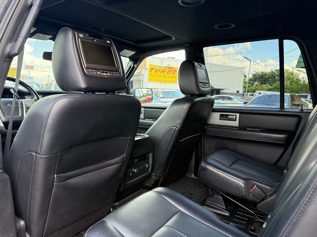 2017 Ford Expedition Image 12