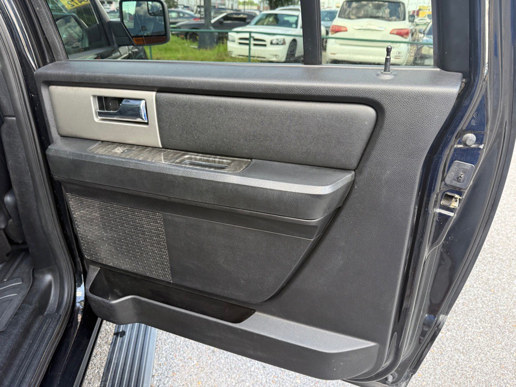 2017 Ford Expedition Image 22