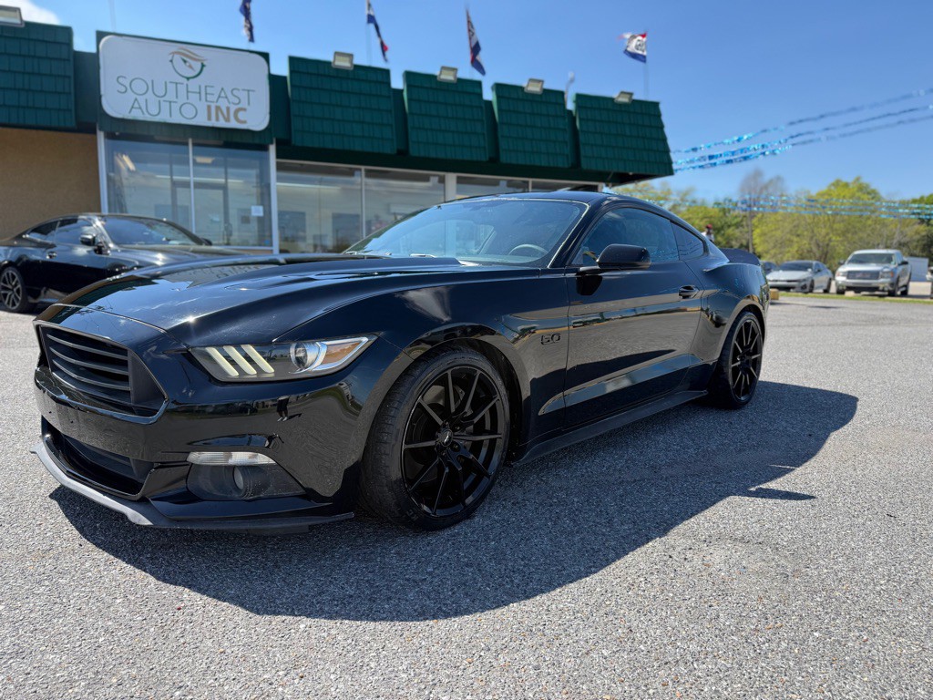 2016 Ford Mustang Image 1