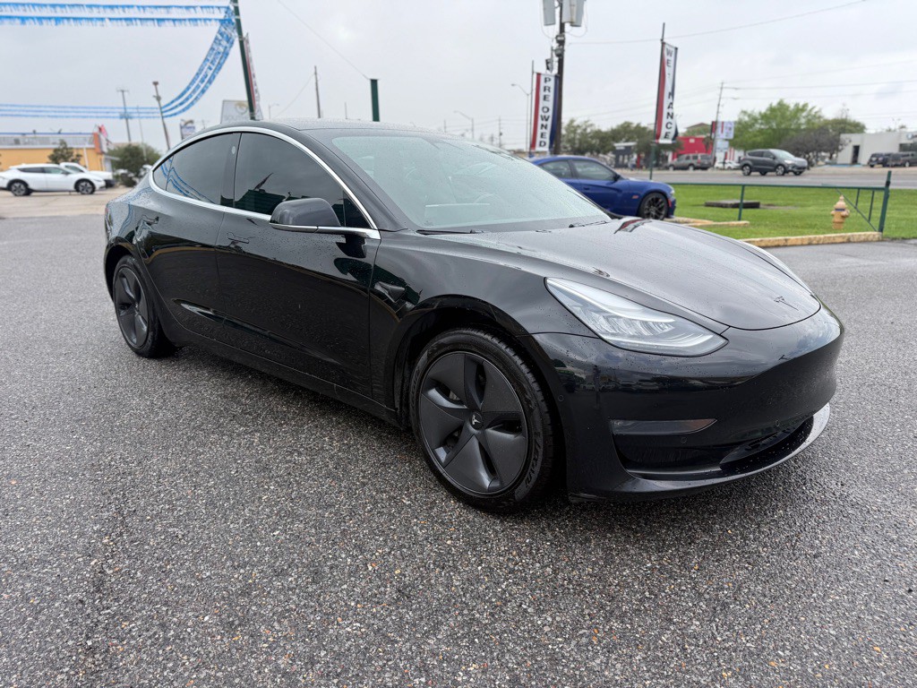 2019 Tesla Model 3 Image 3